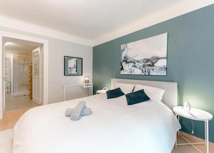 An Entire Spacious House Near To The City Centre